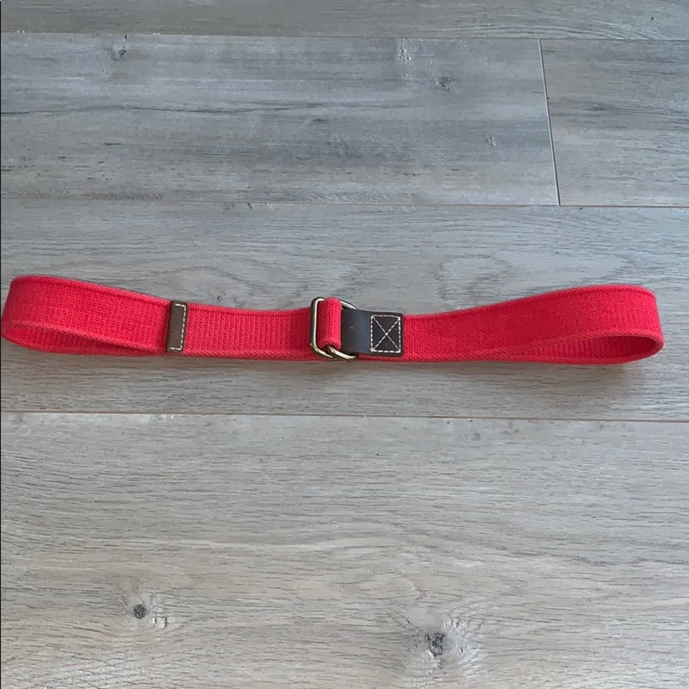 Club Monaco Red Belt Medium - Picture 1 of 3
